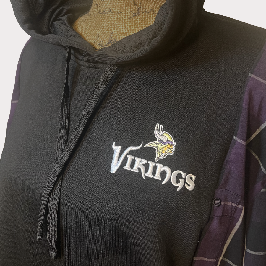 Vikings Hoodie - Size M/L